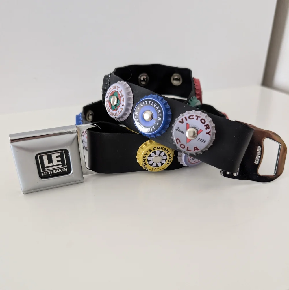 Littlearth Bottle Cap Belt - Picture 6 of 6